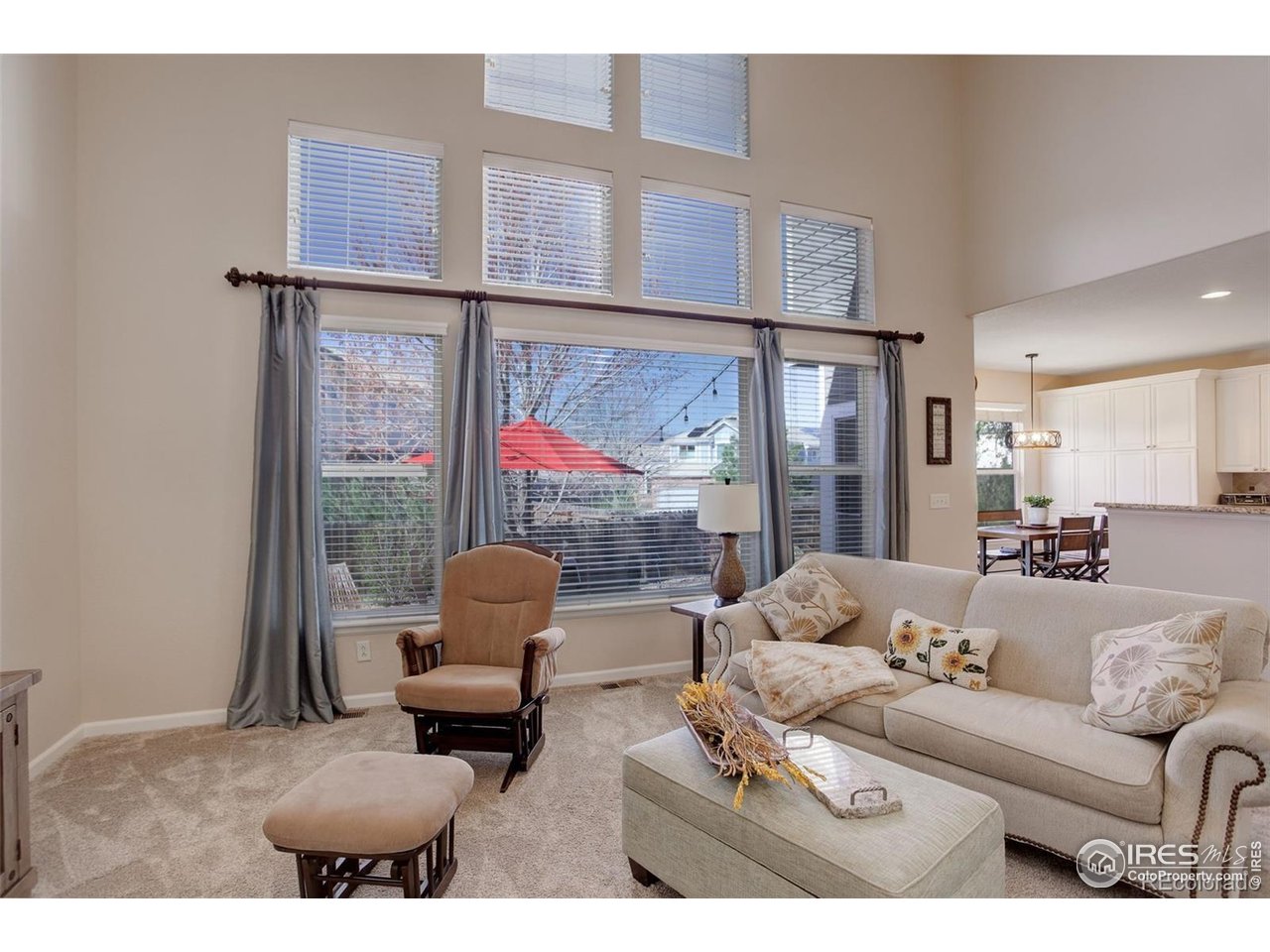 3207 Opal Ln