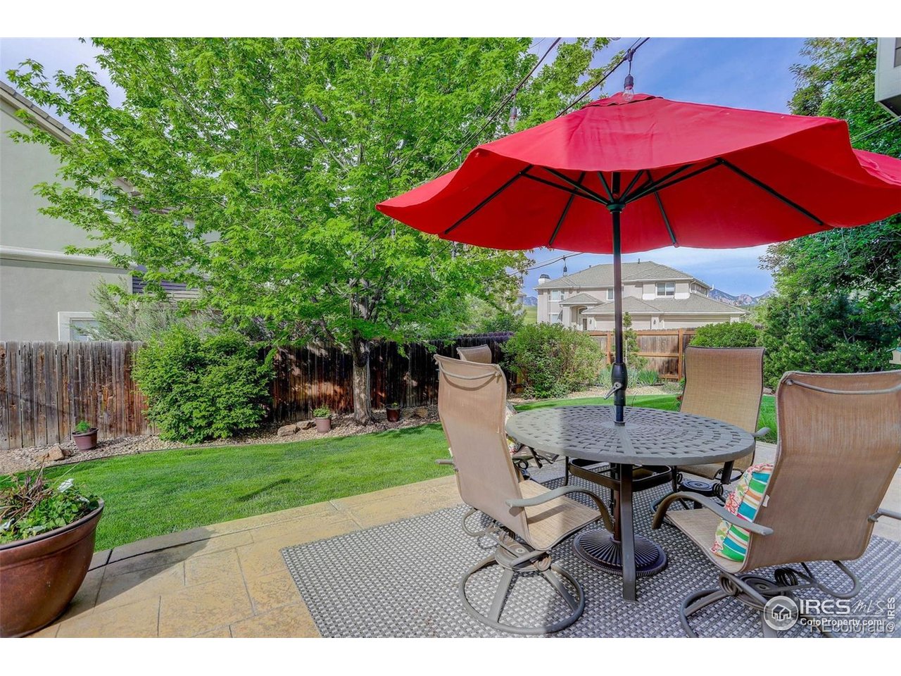 3207 Opal Ln