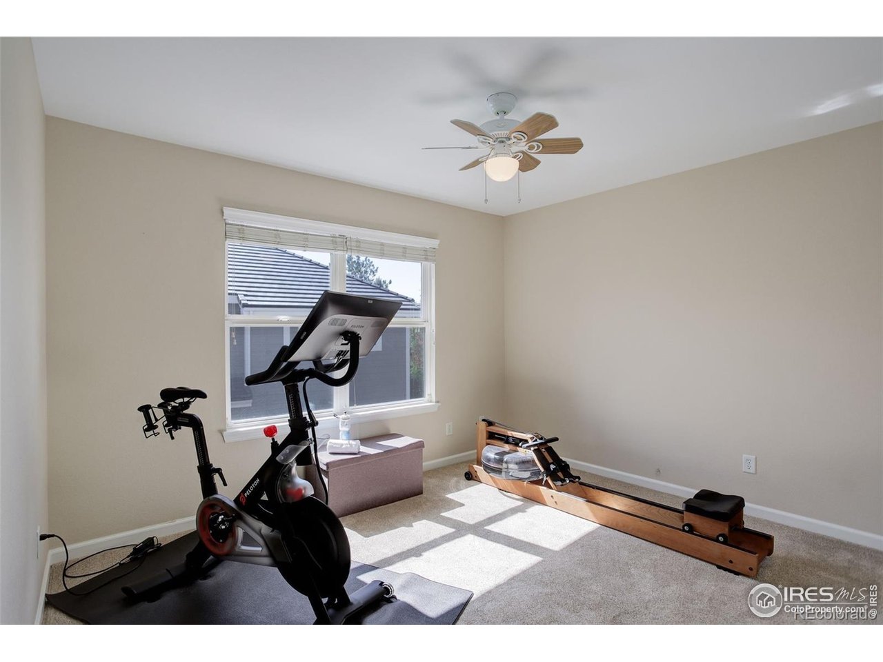 3207 Opal Ln