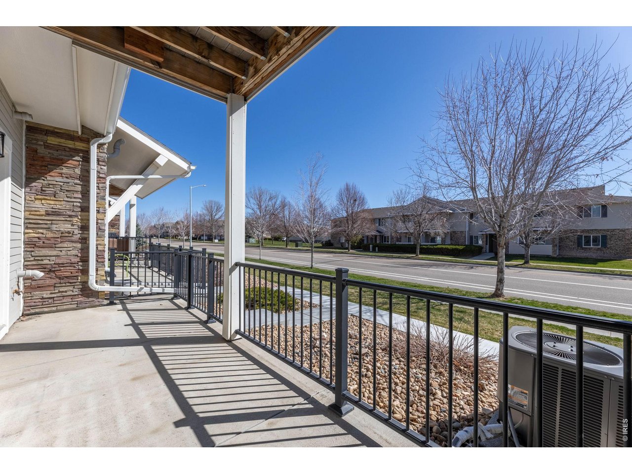 751 Grandview Mdws Dr