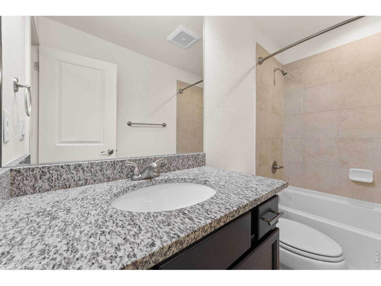 751 Grandview Mdws Dr