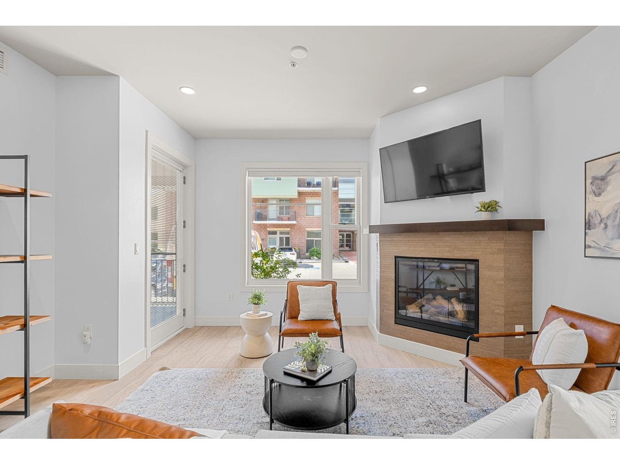 3401 Arapahoe Ave 114