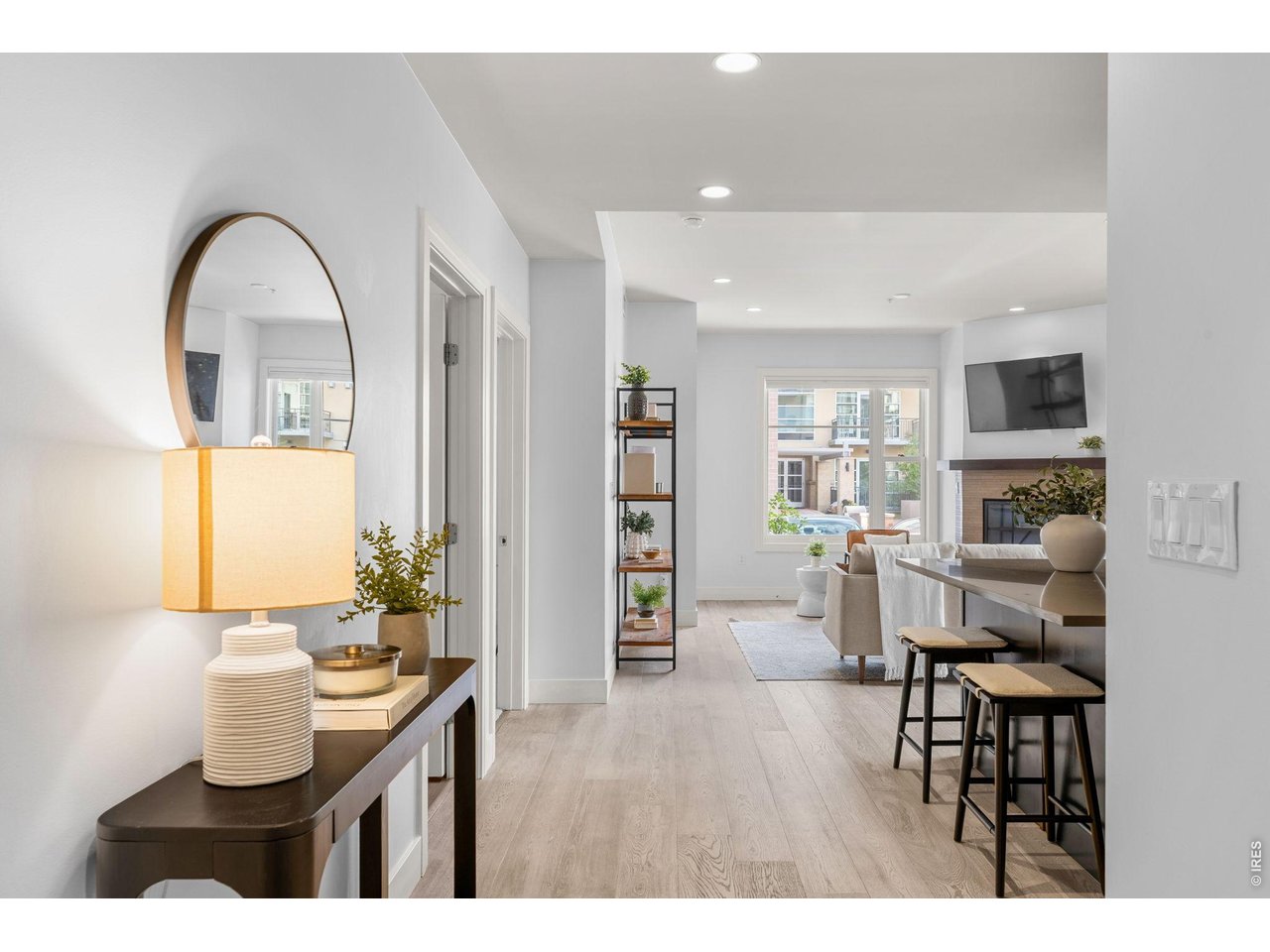 3401 Arapahoe Ave 114