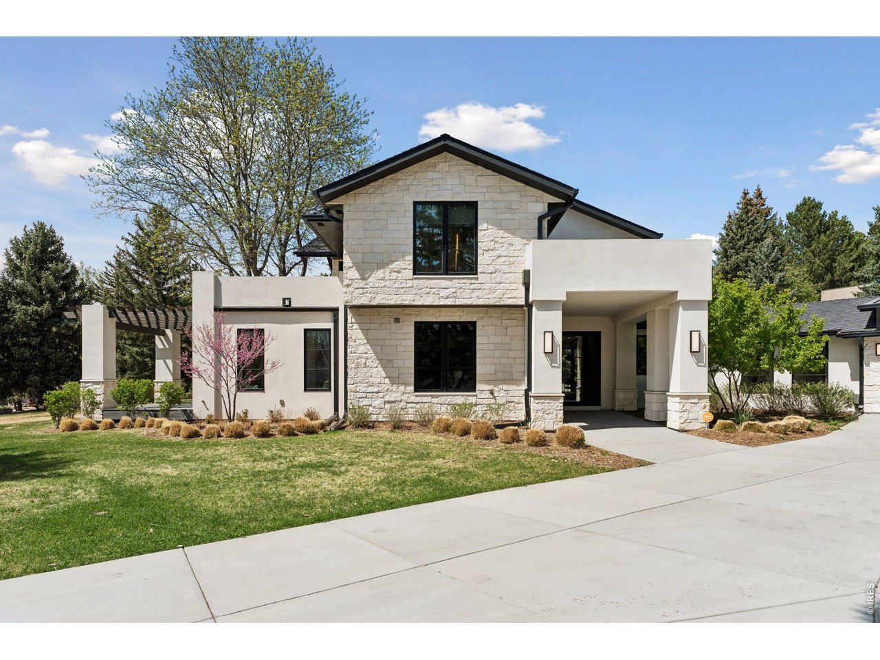 7096 Indian Peaks Trl