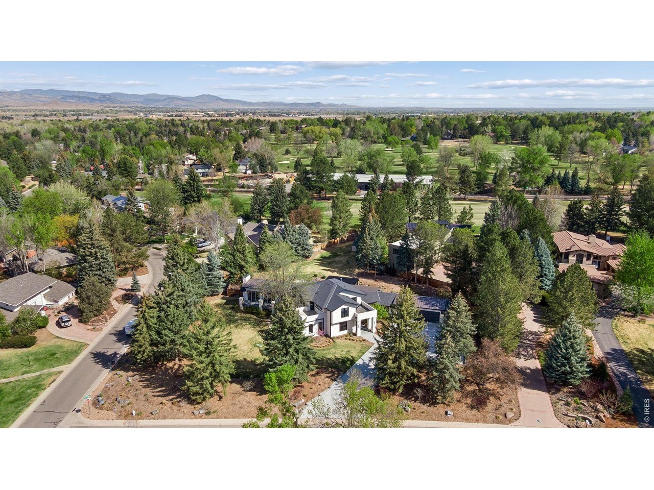 7096 Indian Peaks Trl