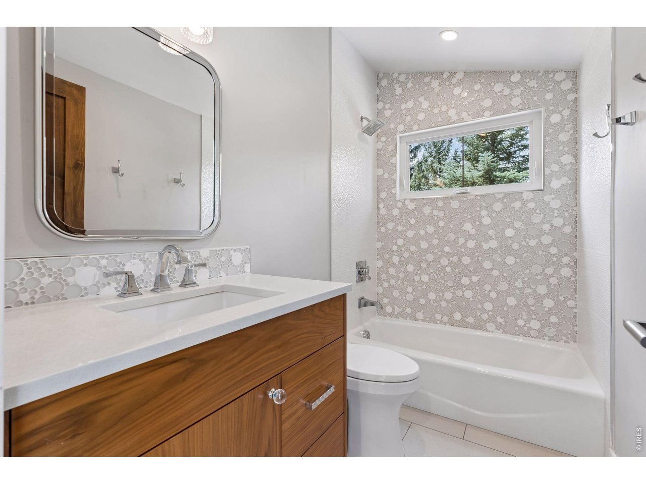 7096 Indian Peaks Trl