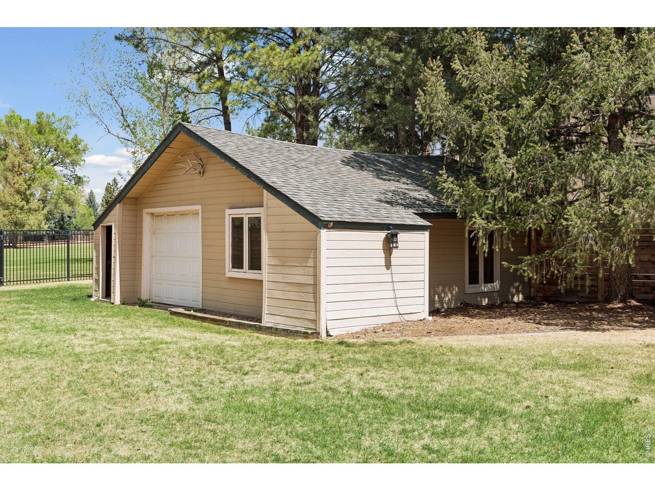 7096 Indian Peaks Trl