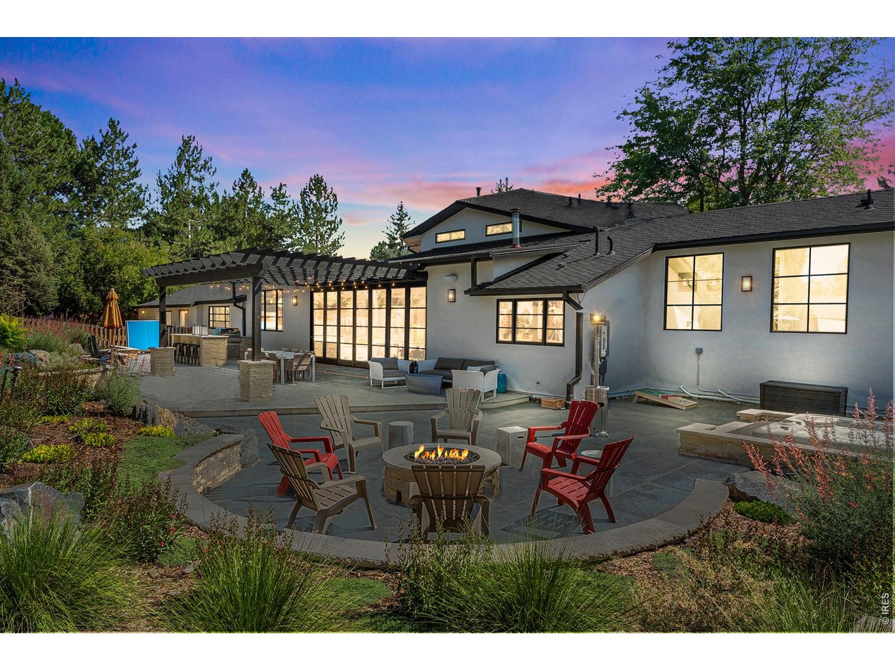 7096 Indian Peaks Trl