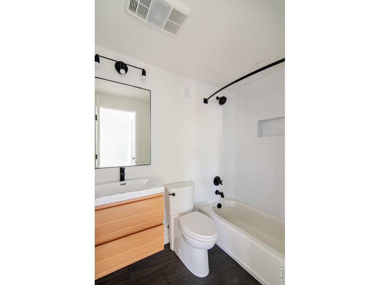 255 Linden Dr