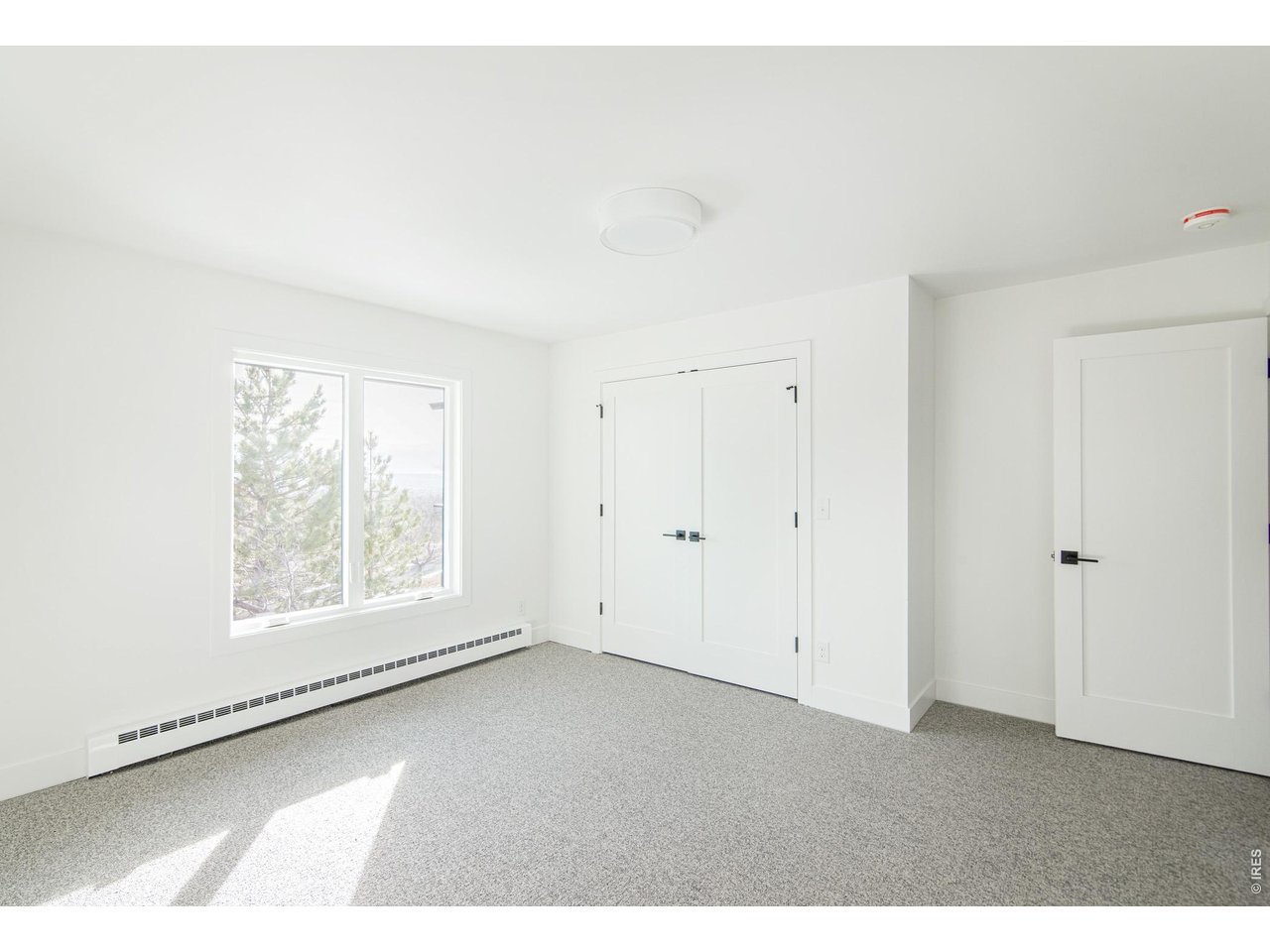 255 Linden Dr