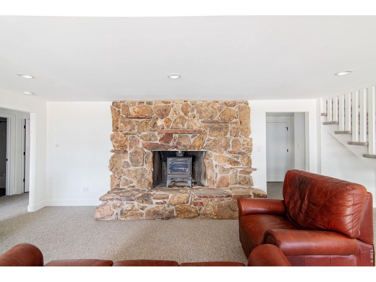 255 Linden Dr