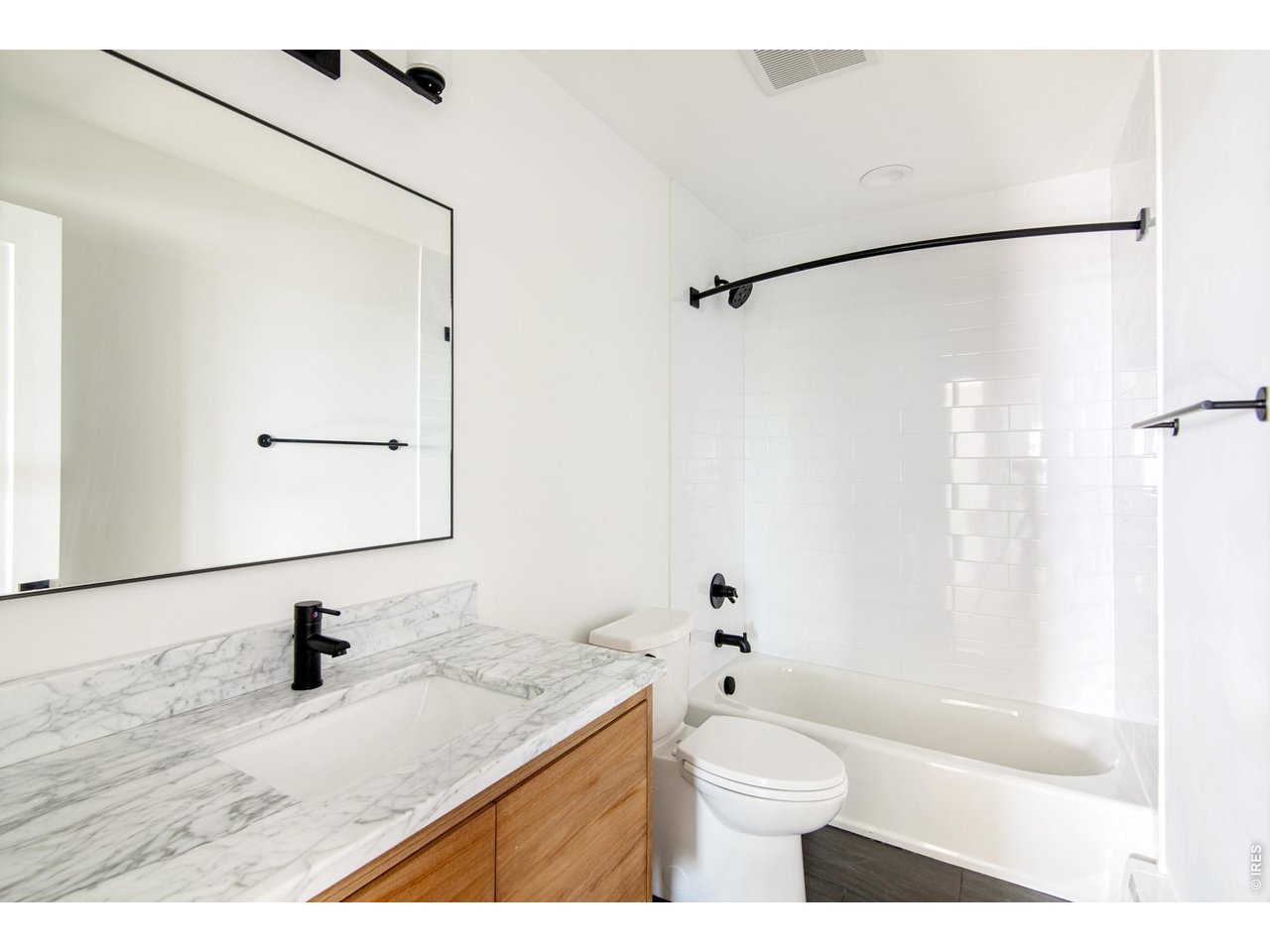 255 Linden Dr
