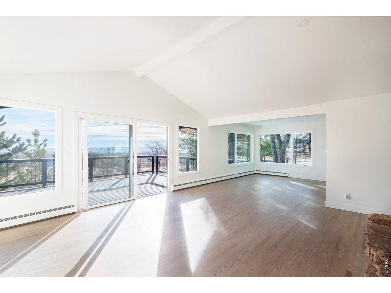 255 Linden Dr