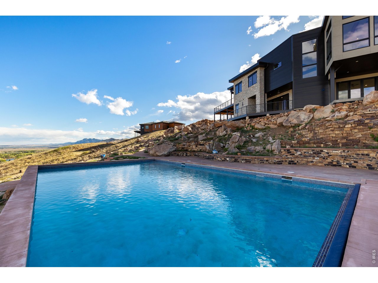 9578 Mountain Ridge Dr