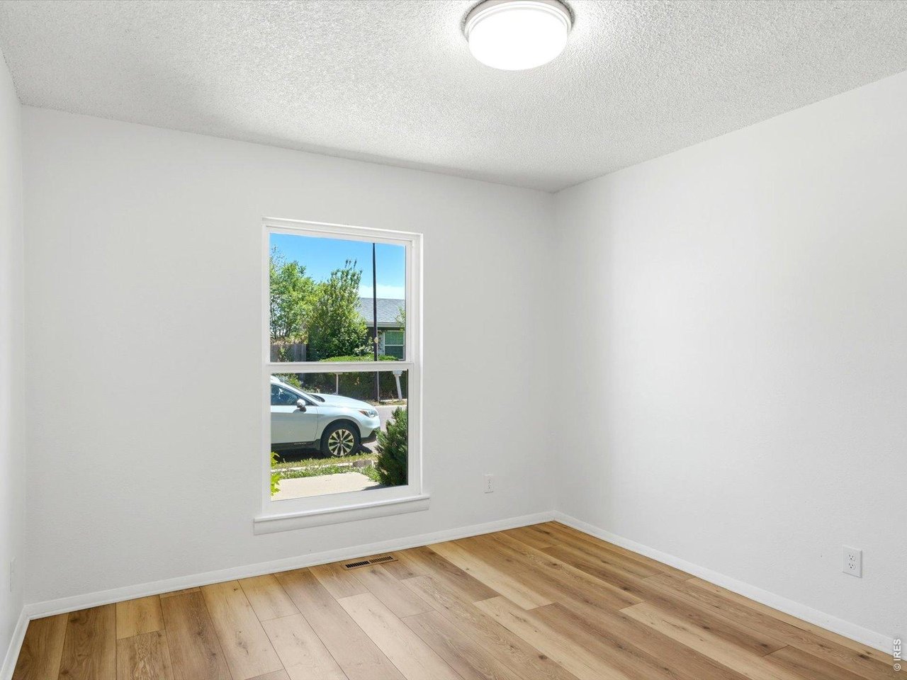 1585 Sagrimore Cir