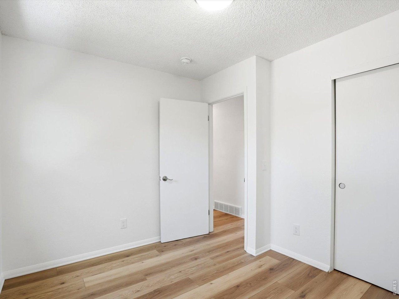 1585 Sagrimore Cir