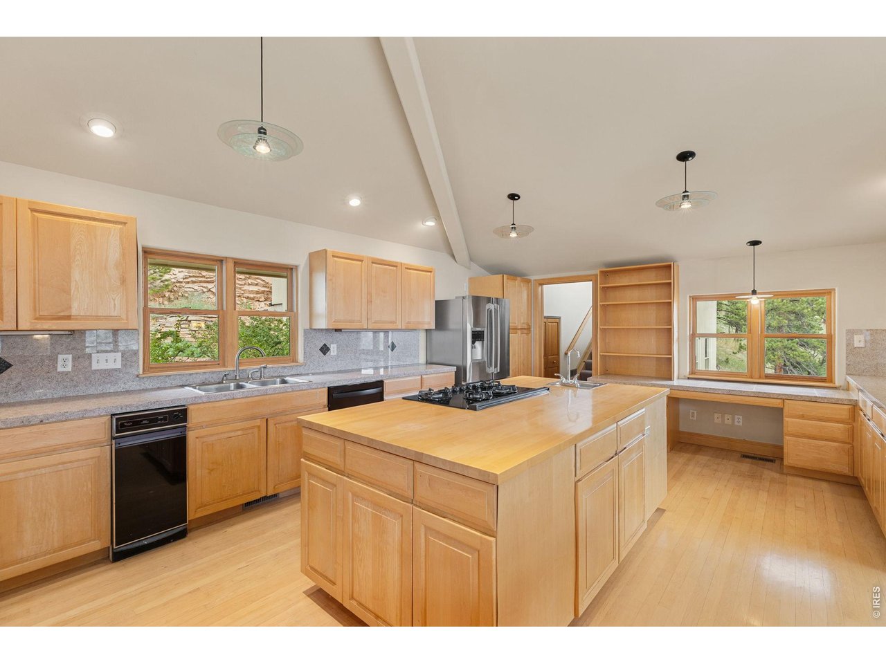 6196 Red Hill Rd