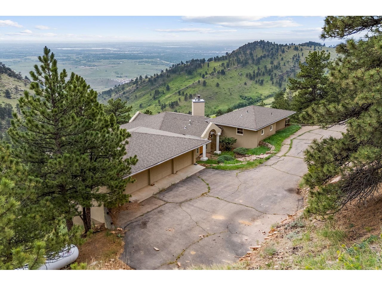 6196 Red Hill Rd