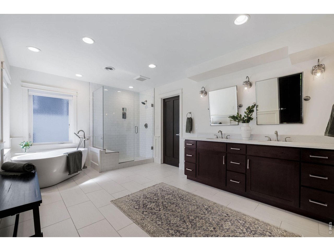 4128 Clifton Ct