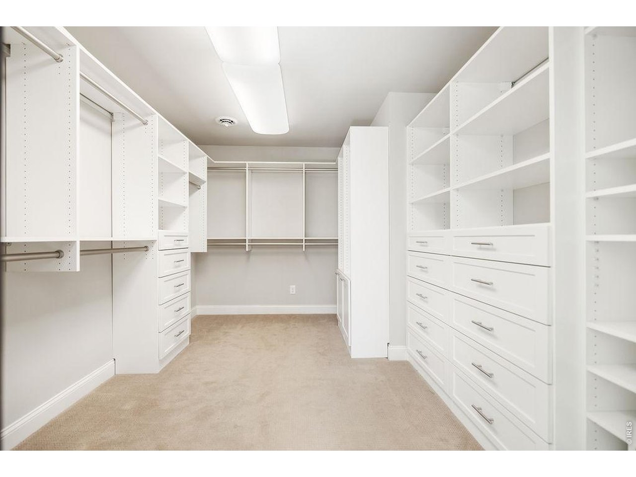 4128 Clifton Ct