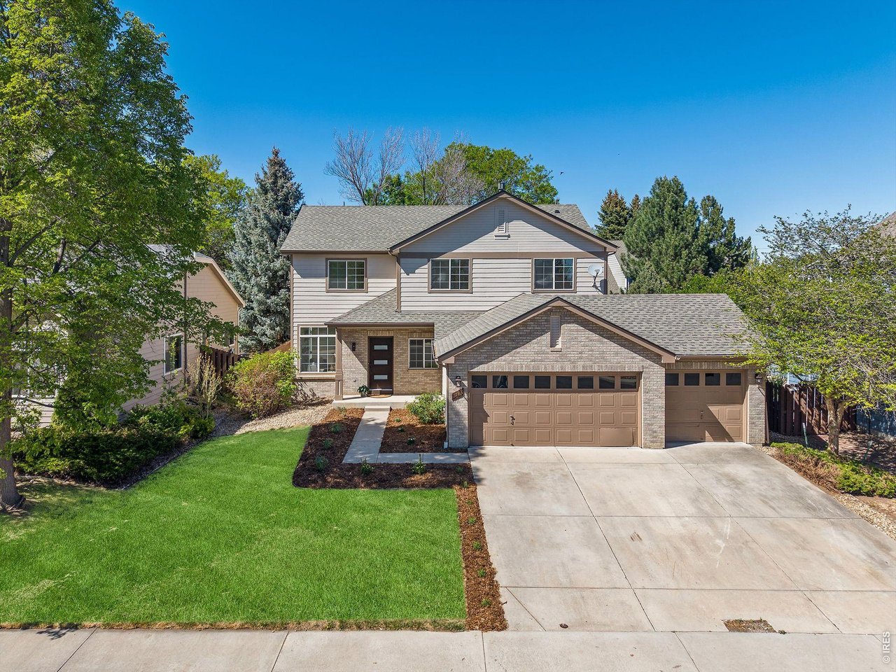 2745 Prairie Ridge Ct