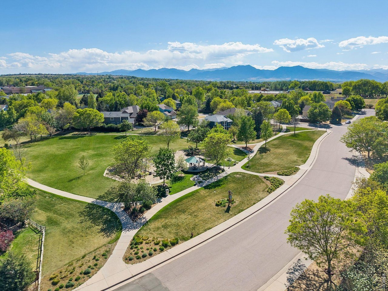 2745 Prairie Ridge Ct