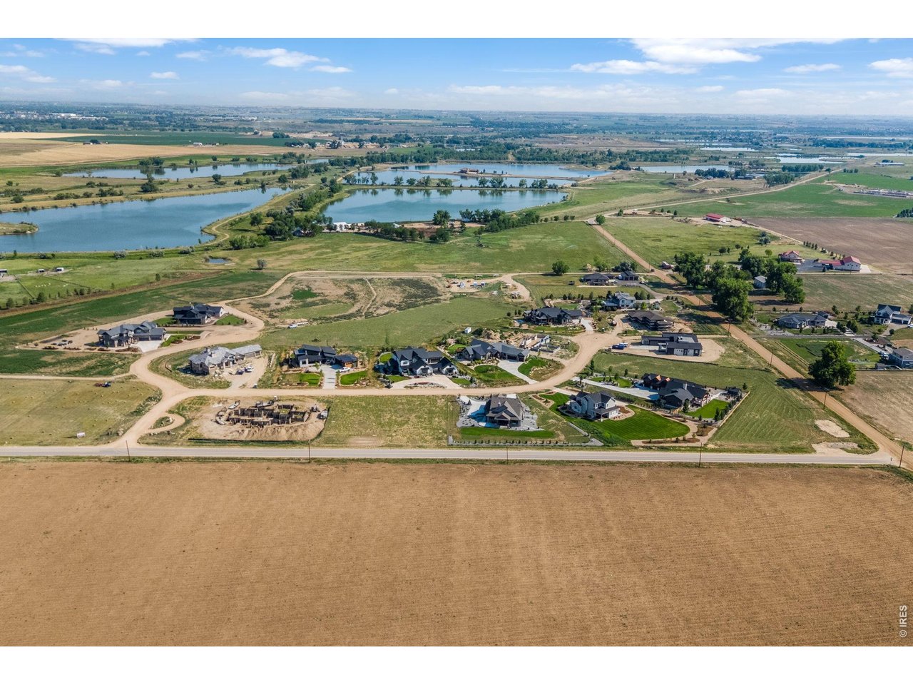 1850 Country Dr