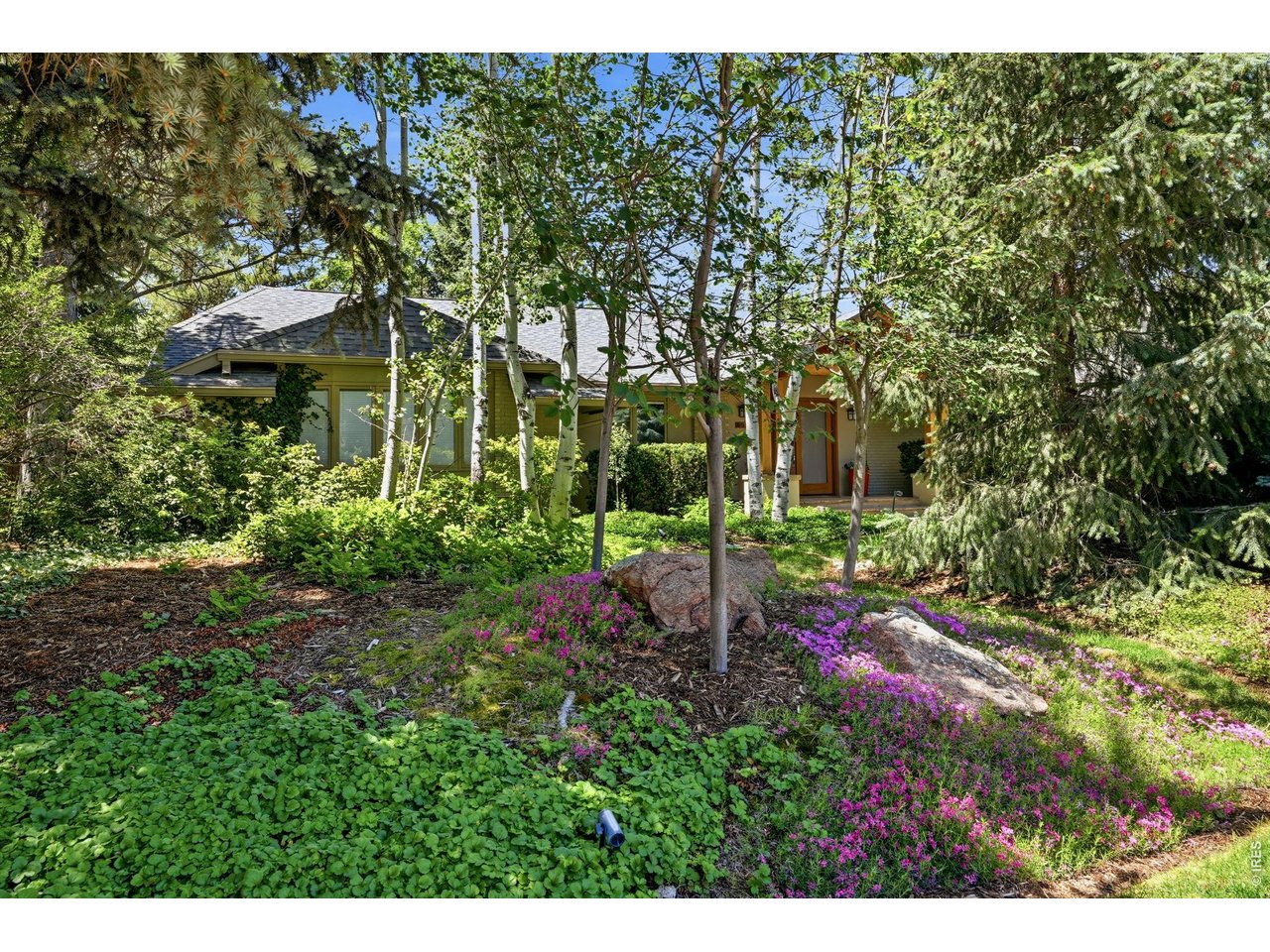 6970 Indian Peaks Trl