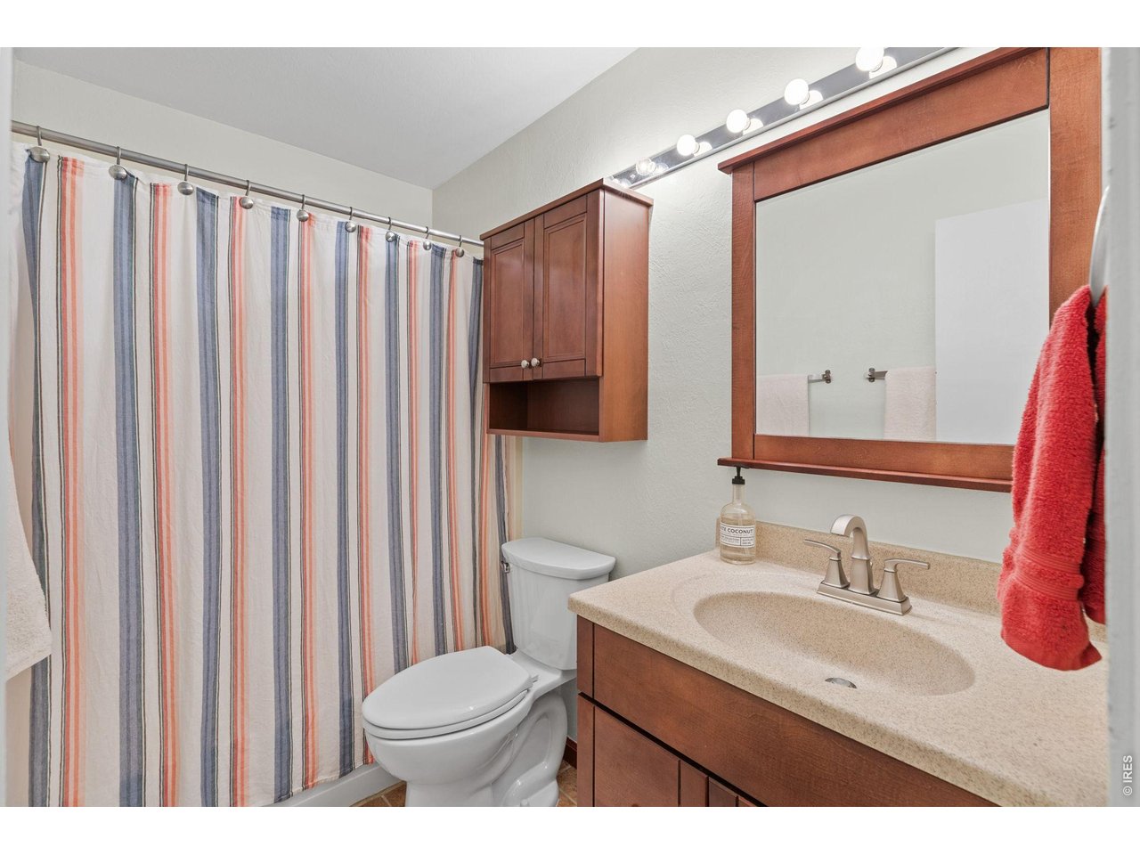 1111 Maxwell Ave 232