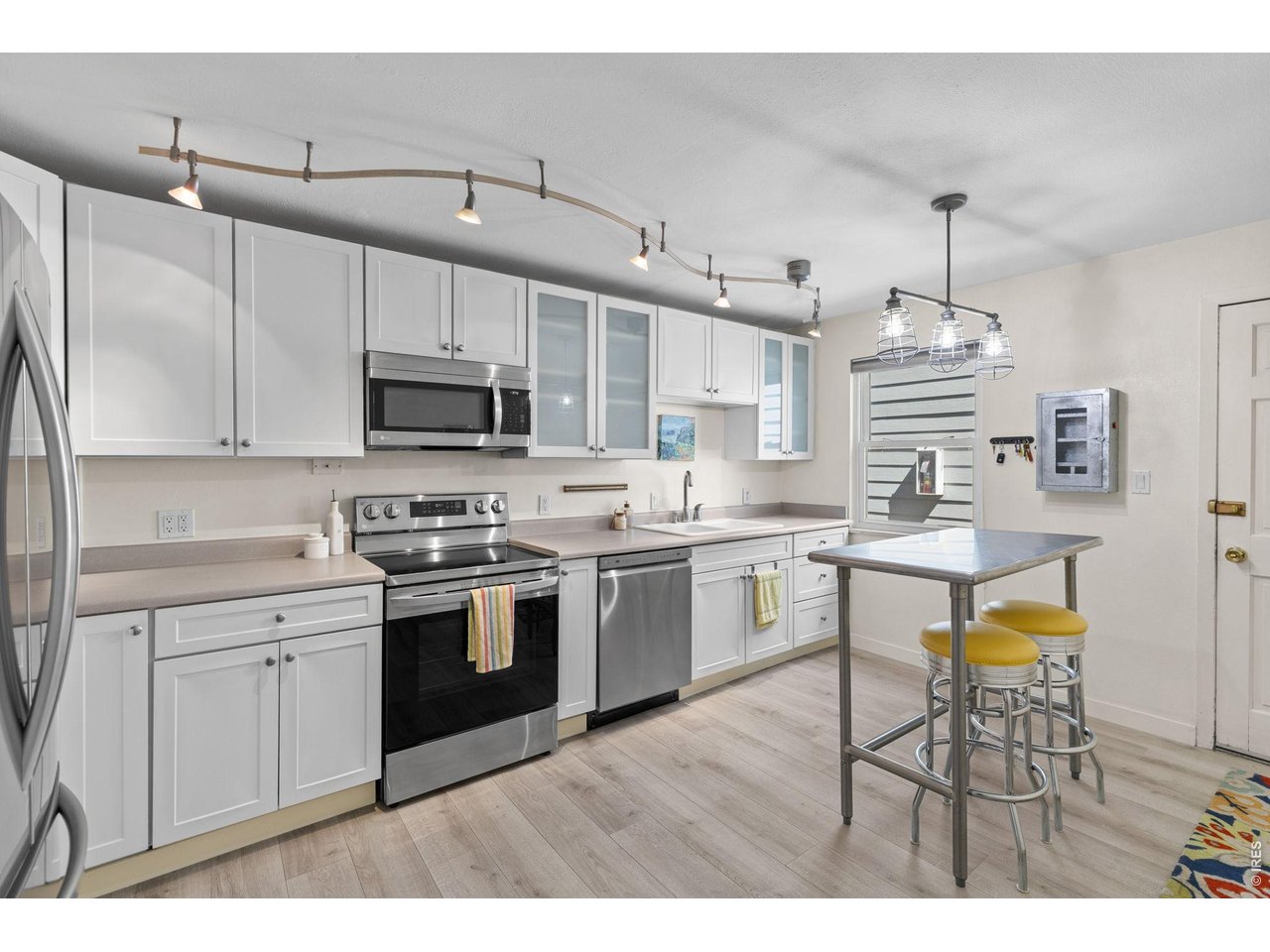 1111 Maxwell Ave 232
