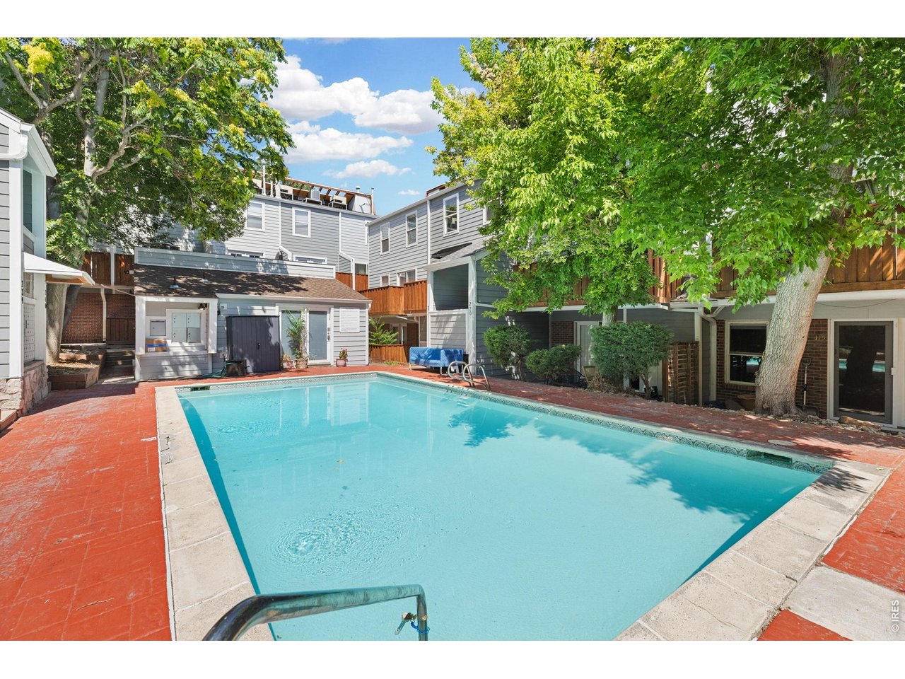 1111 Maxwell Ave 232