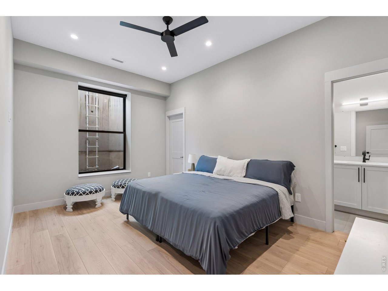 1563 Spring Creek Xing