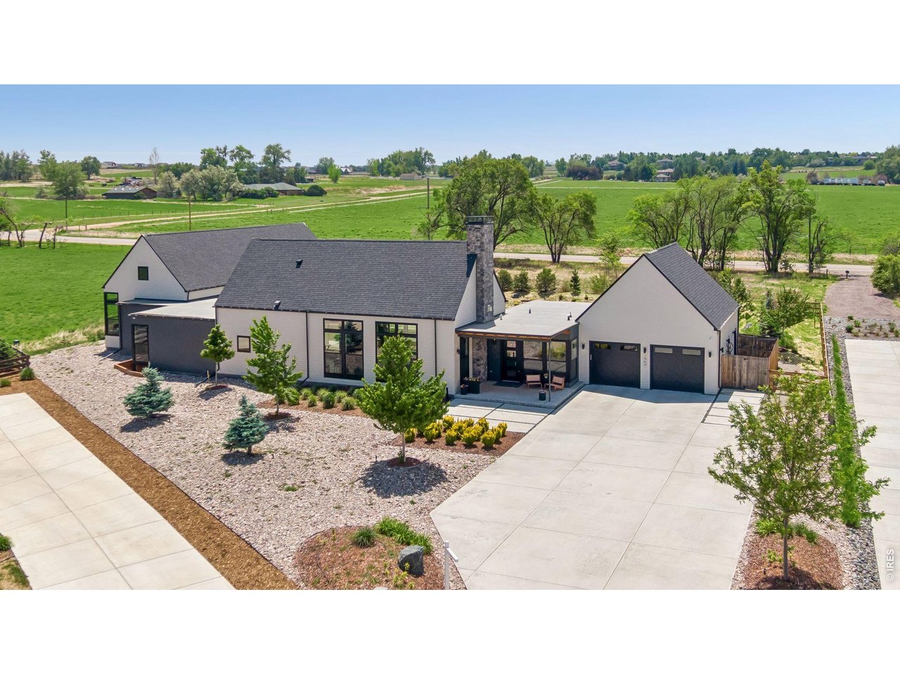 1563 Spring Creek Xing