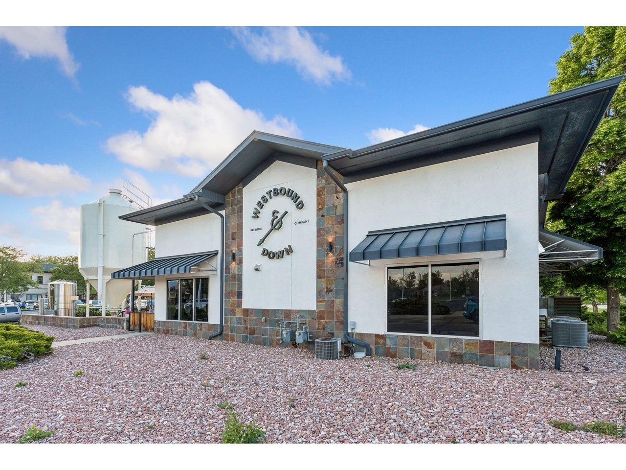 1563 Spring Creek Xing