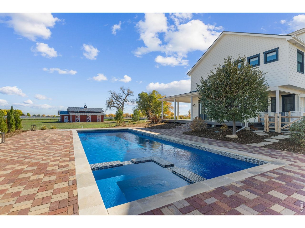 7047 Goose Point Ct