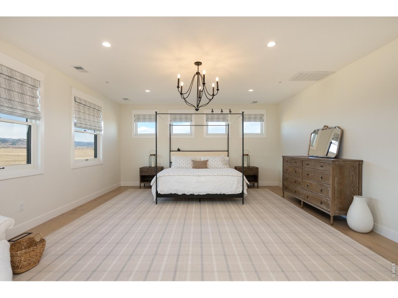 7047 Goose Point Ct