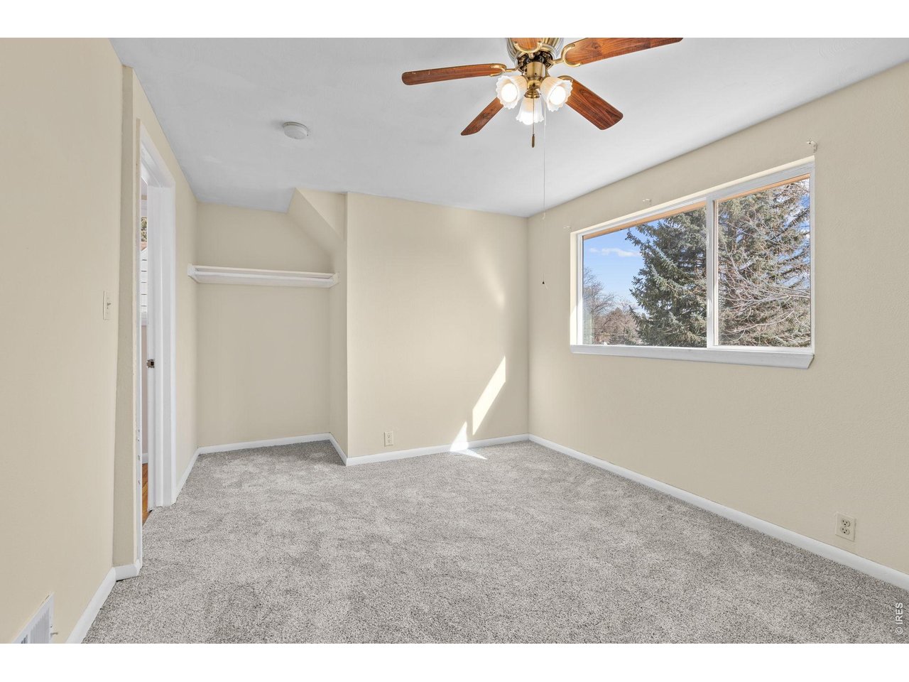 820 Lotus Way