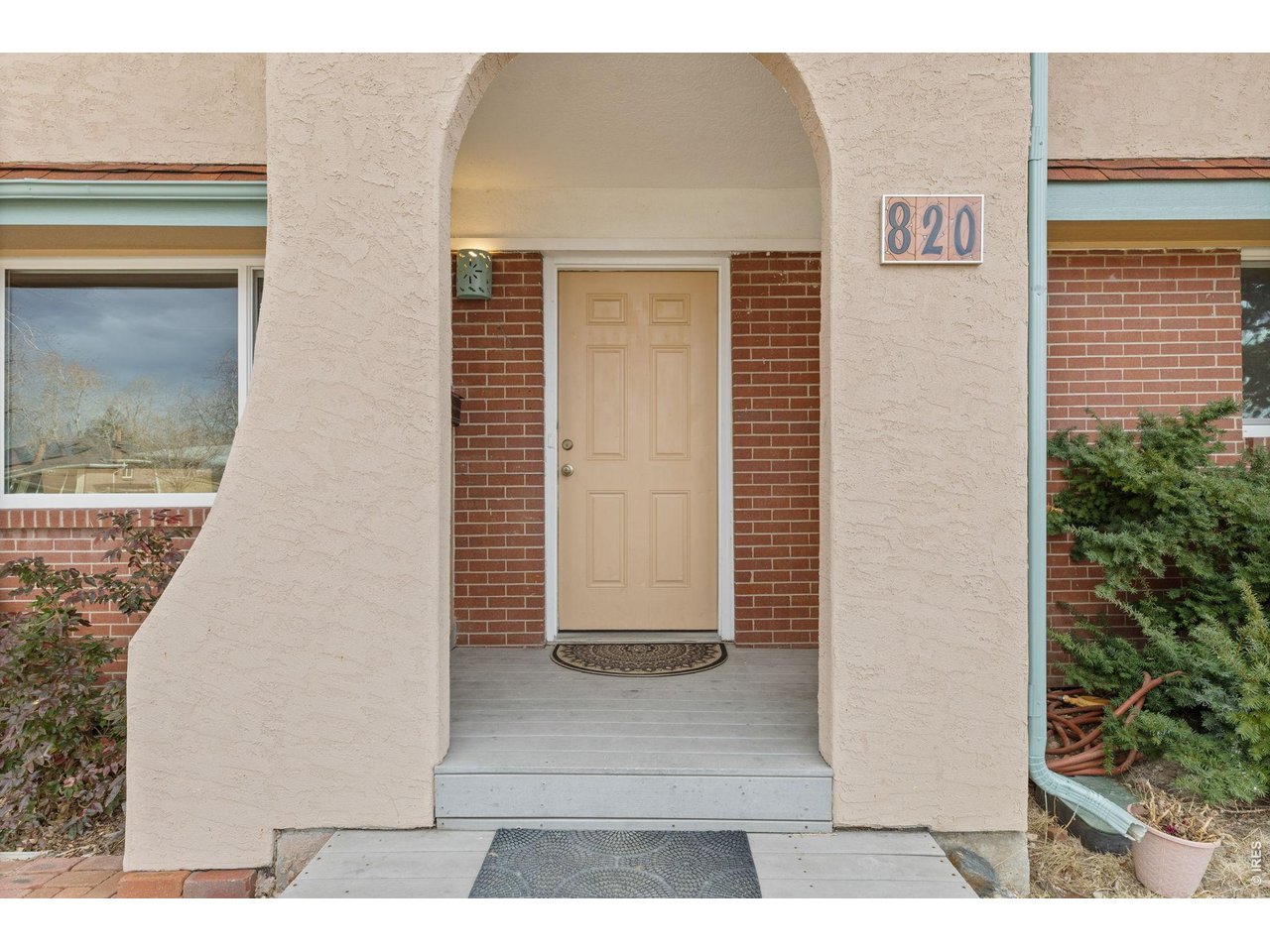 820 Lotus Way