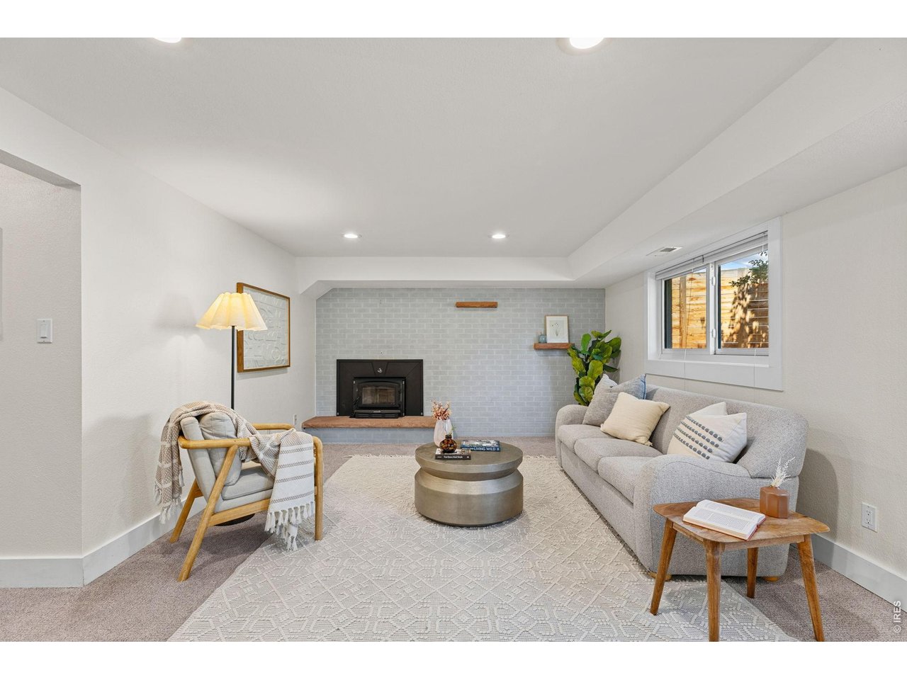 3133 Fern Pl