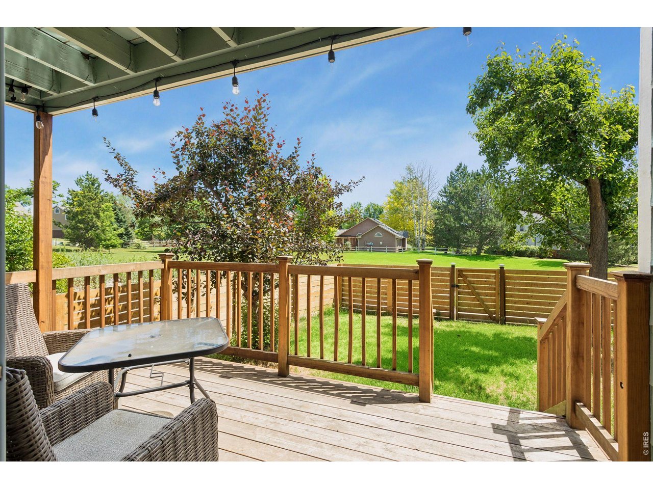 8099 Meadowdale Sq