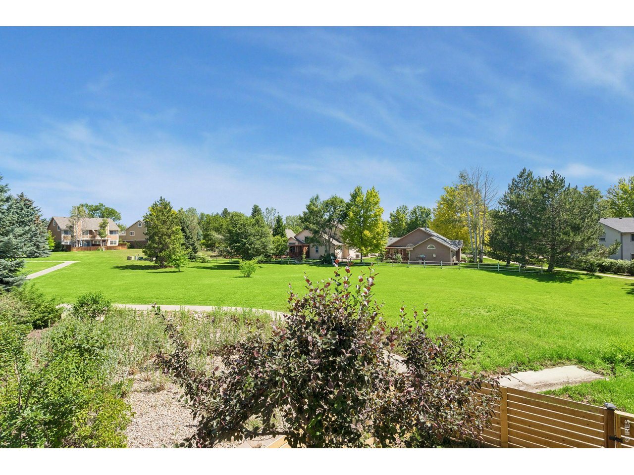8099 Meadowdale Sq