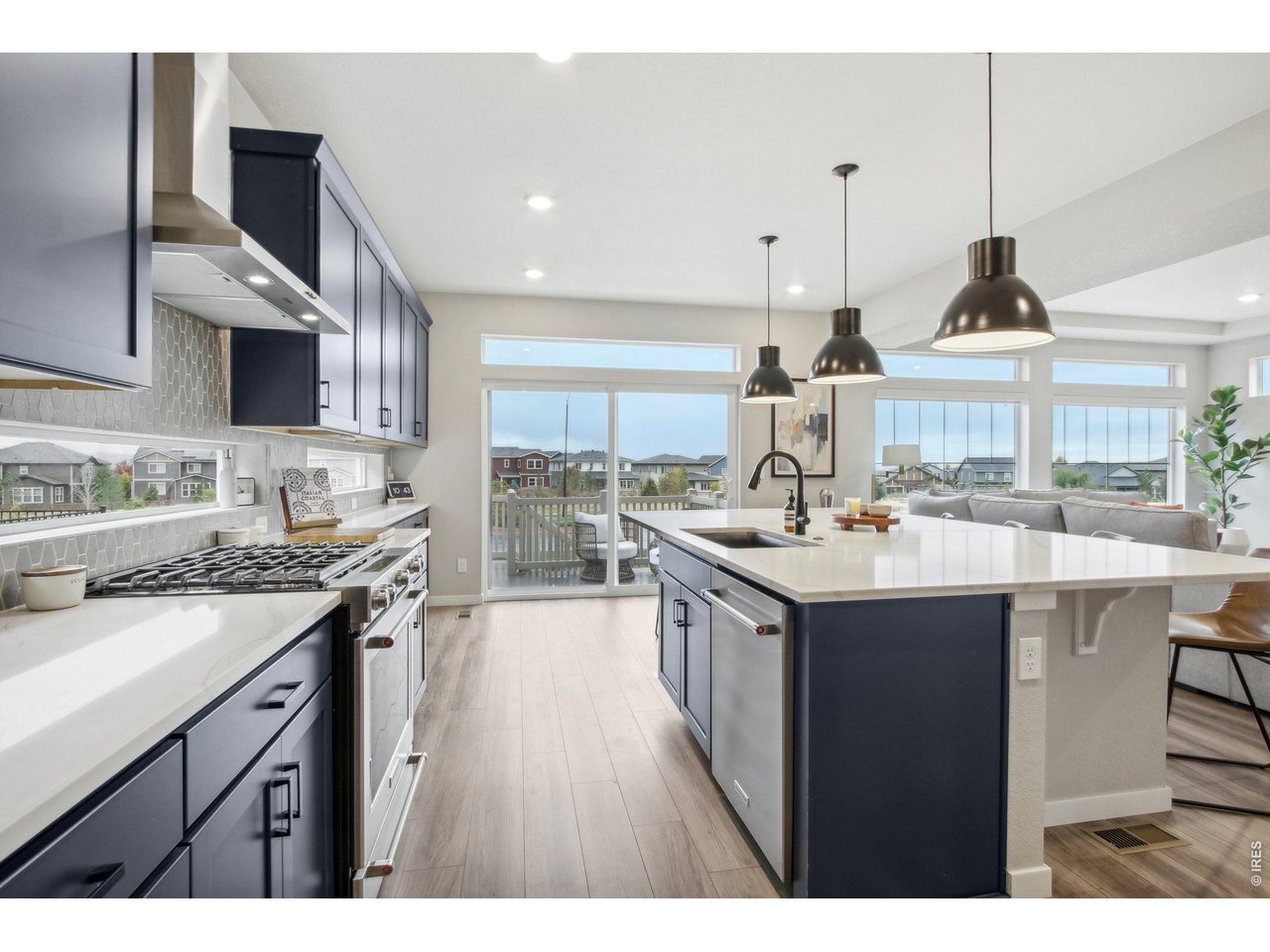 1109 Larkspur Dr