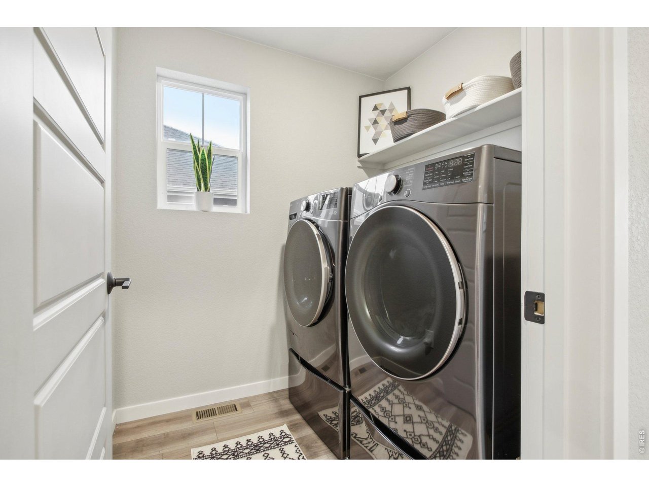 1109 Larkspur Dr