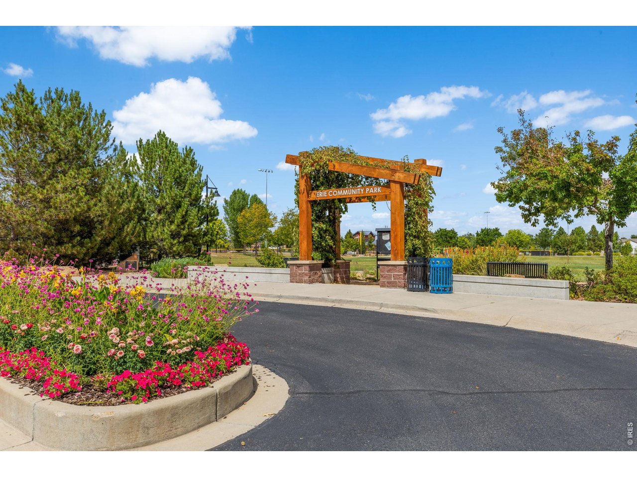1109 Larkspur Dr