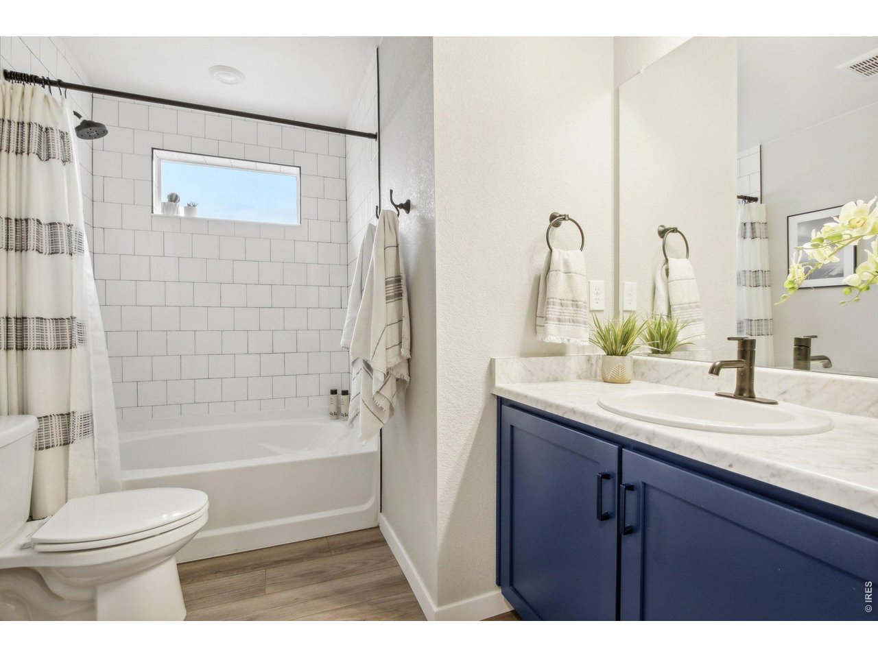 1109 Larkspur Dr