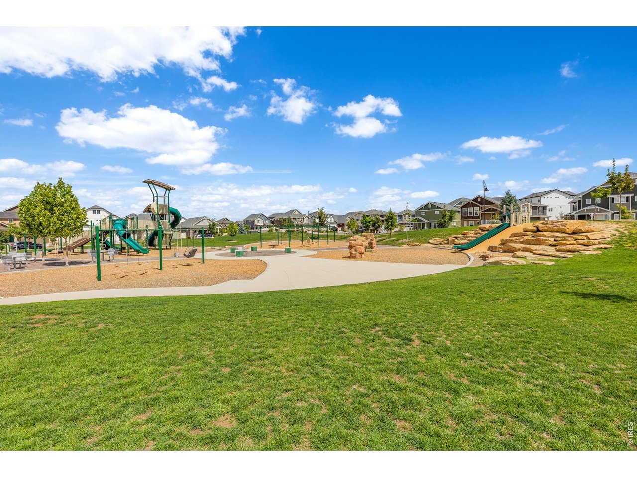 1109 Larkspur Dr