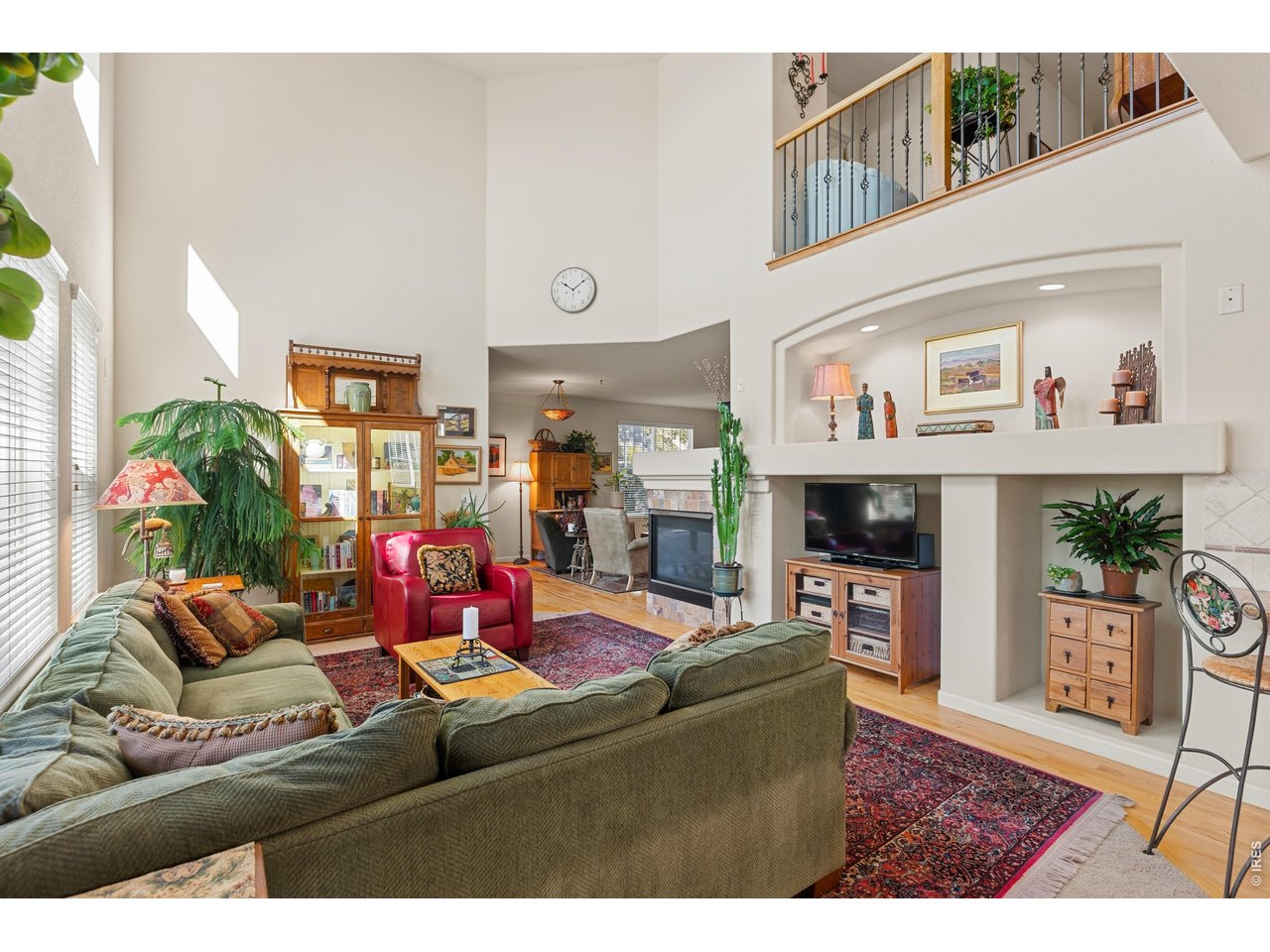 122 Peregrine Ln