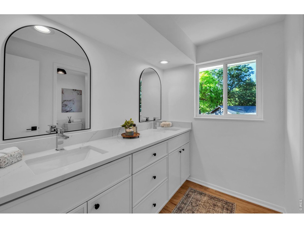 4744 Kellogg Cir