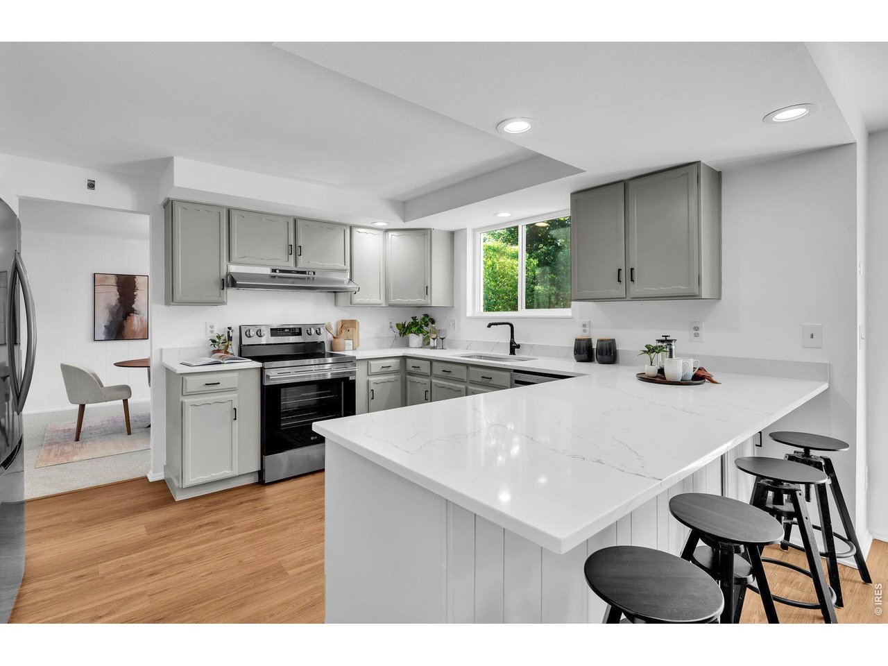 4744 Kellogg Cir