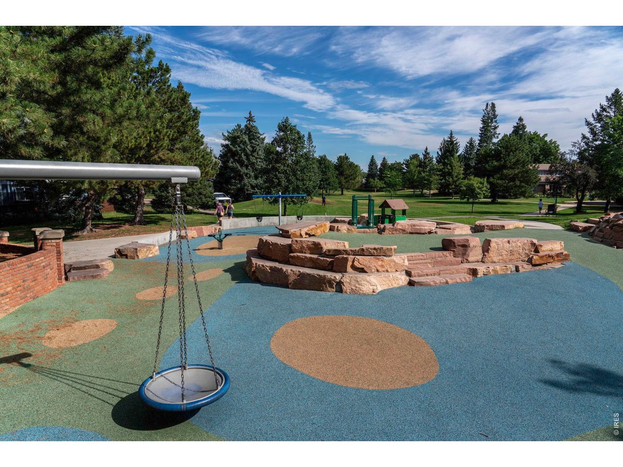 4744 Kellogg Cir